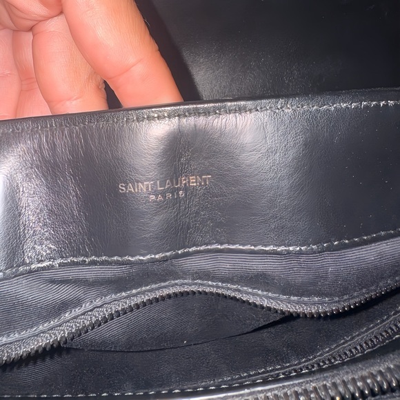 SAINT LAURENT Calfskin Quilted Monochrome Medium Loulou Chain Satchel Black - Picture 5 of 11